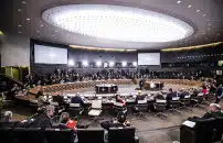 UCRAINA, LA NATO PENSA <BR> A UN FONDO DA 100 MLD