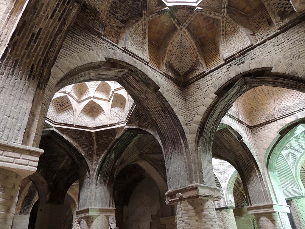 698 - Interno della moschea del Venerdï¿½ ad Isfahan - Iran