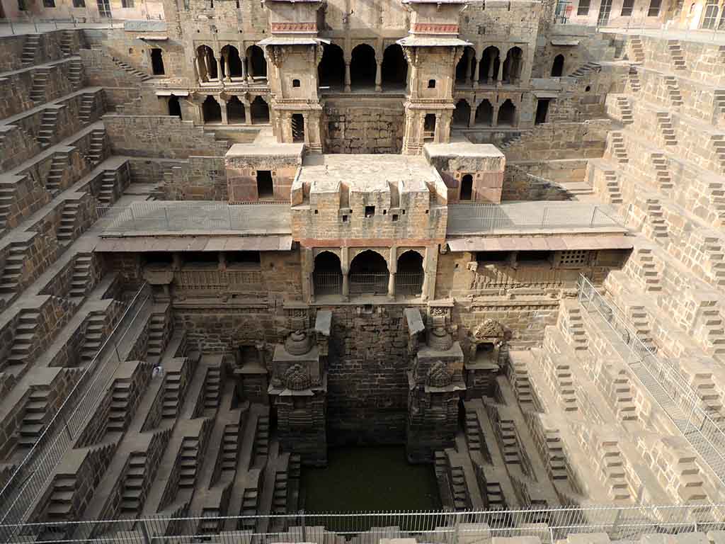 848 - Abhaneri pozzo a gradini Chand Baori - India