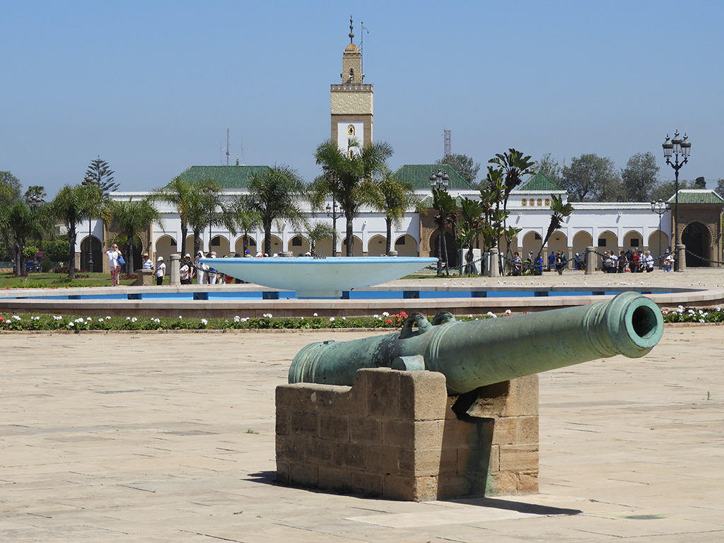1155 - Piazza del Palazzo Reale a Casablanca - Marocco