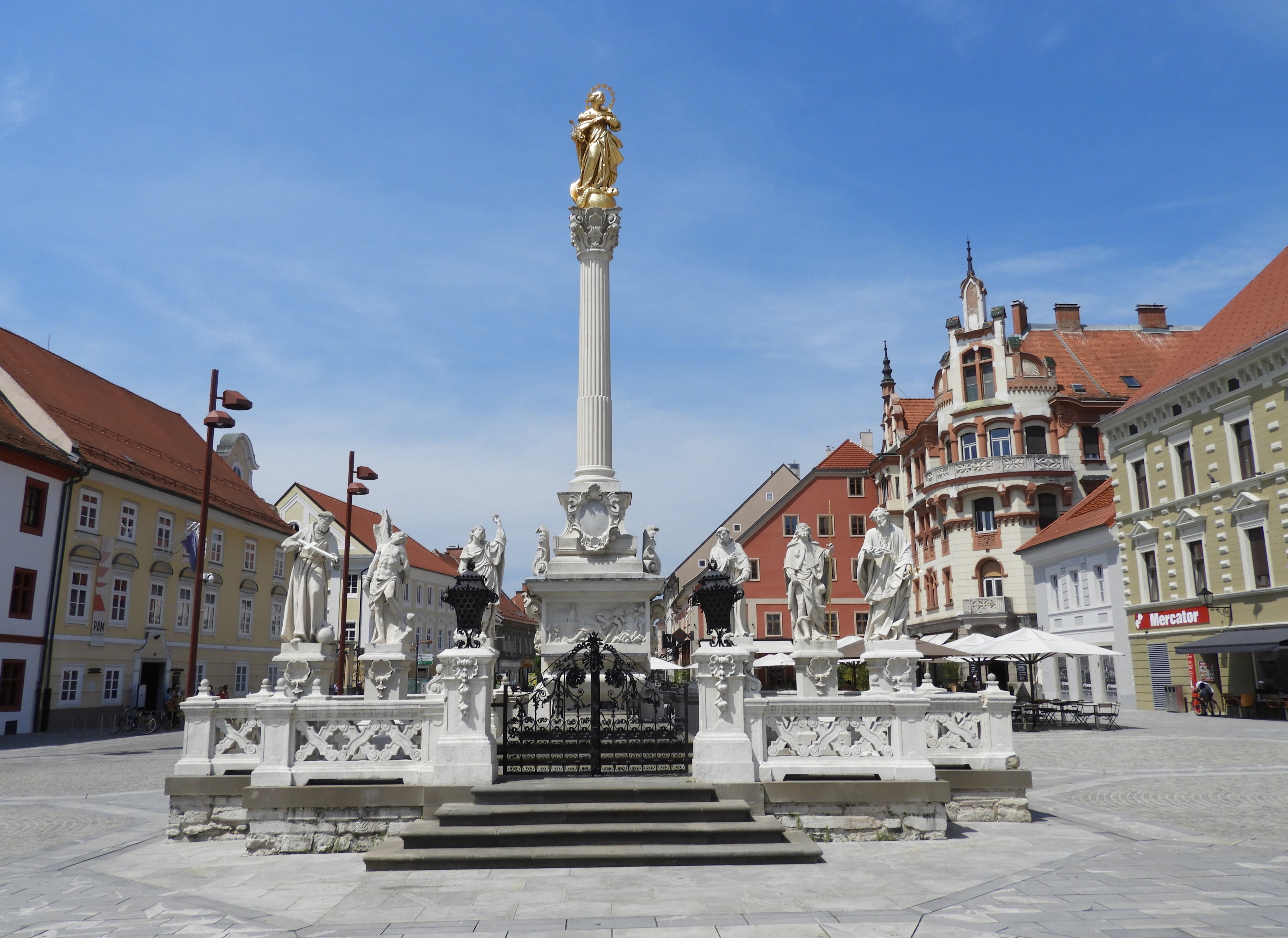 1217 - 10 - Piazza Glavni Trg a Maribor - Slovenia