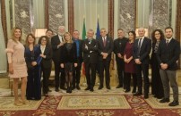 Madrid, Ambasciatore consegna onorificenza al Maestro Luisotti