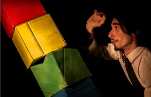 Teatro, â84 gradiniâ di Giuseppe Mortelliti vince il Solo Performance Award 