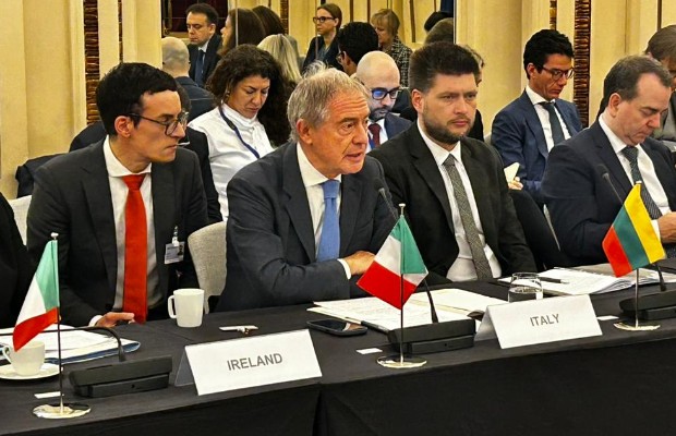 DAZI, URSO: NEGOZIATI <BR> UNICA STRADA VALIDA