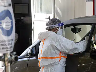 CORONAVIRUS, ALLâESTERO SI PARLA DEL âMODELLO LAZIOâ PER DRIVE-IN E TAMPONI RAPIDI