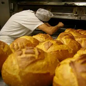 Protesting bakers reverse the course of time