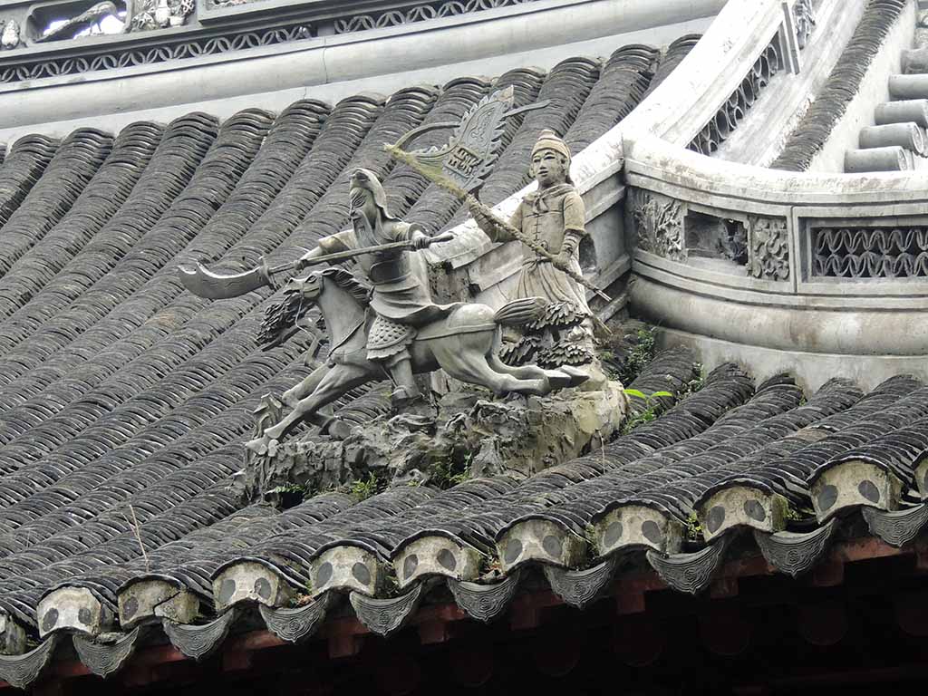 654 - Particolare del tetto presso il giardino del Mandarino Yu a Shanghai