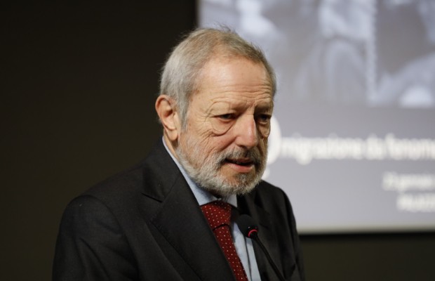 PAOLO PAGLIARO, LâARTE <br> DELLâINFORMAZIONE
