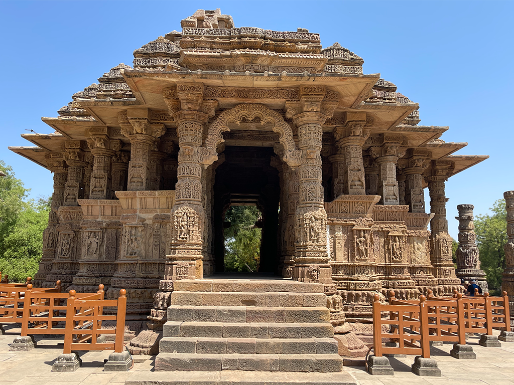029 - Villaggio di zingari Madari - Gujarat