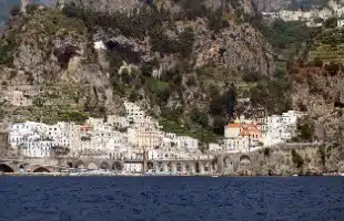 Atrani, un posto al sole in Costiera