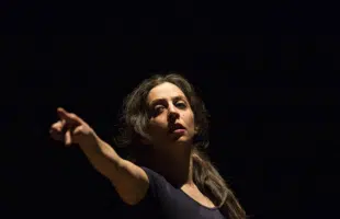 Danza, la compagnia Motus porta <br> un messaggio di pace con âDis-crimineâ  