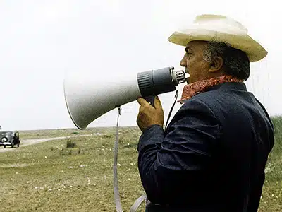 Una mostra racconta Fellini attraverso costumi e foto di scena