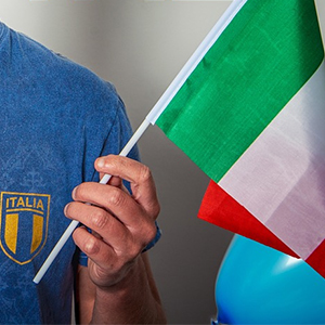 Retegui double fires Italy into play-offs: Gattusoâs Azzurri keep dream alive