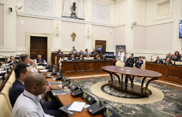 IA E ATROPOCENTRISMO: <br>  IL SUMMIT AL VATICANO