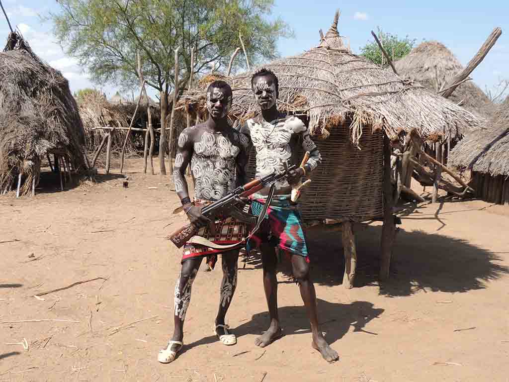 192 - Villaggio etnia Karo - Etiopia