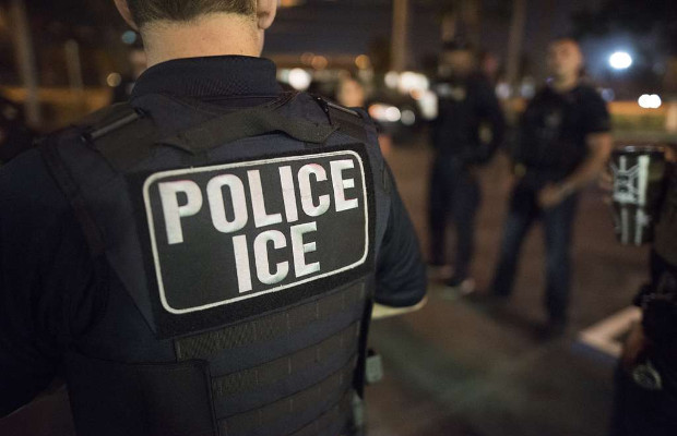 ICE, BANNON: LâITALIA <BR> VADA A QUEL PAESE 