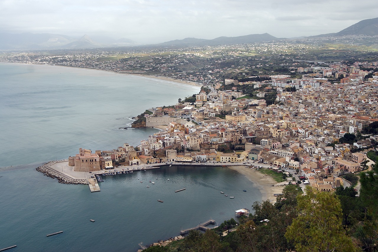 La magica Sicilia dal mare cristallino