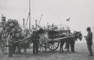 La Sardegna conquista Amburgo: in mostra le foto della quotidianitÃ  isolana del XX secolo