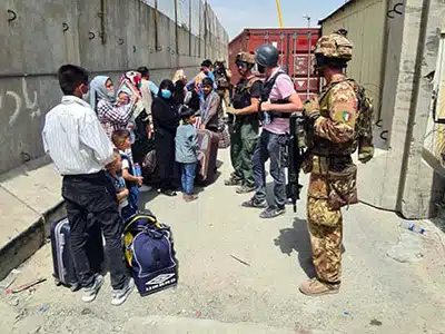 AFGHANISTAN, IL CONSOLE ITALIANO: IMPEGNATI A SALVARE CHI HA LAVORATO CON NOI