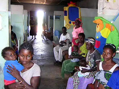 TIROCINIO MEDICO IN AFRICA, STUDENTI PISANI DI RITORNO DALLâANGOLA