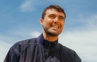 Fred Again.. il 12/9 live a Fasano per il suo primo tour in Italia
