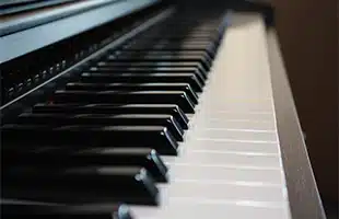 “Suono italiano”: in programma un recital pianistico a quattro mani