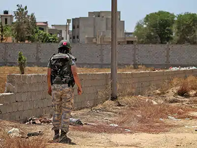LIBIA, GOVERNO ITALIANO ESPRIME SGOMENTO PER SCOPERTA FOSSE COMUNI
