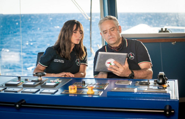 PROTEZIONE CIVILE <BR> SERIE TV CON AMBRA