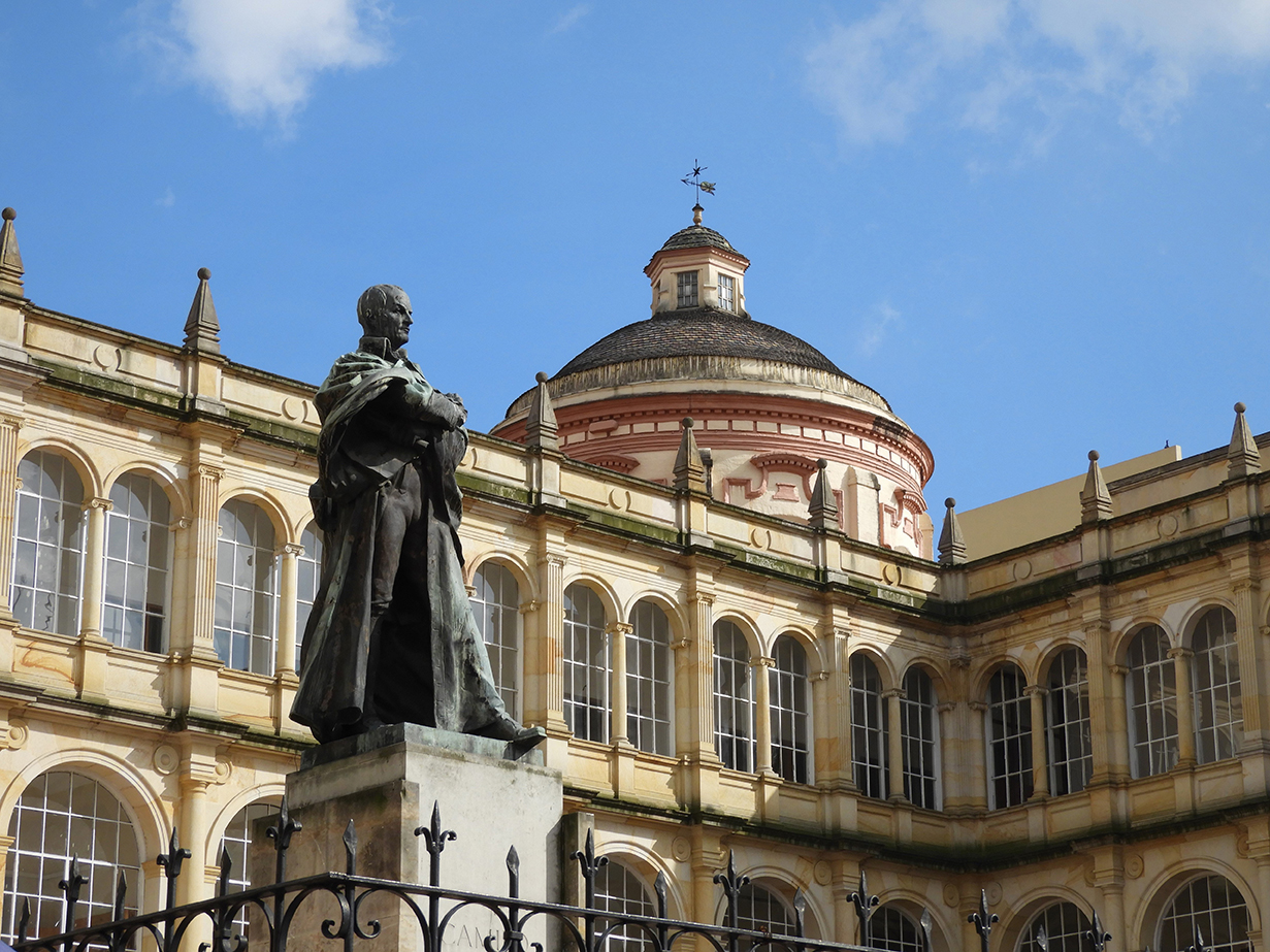 1110 - Piazza Bolivar a BogotÃ  - Colombia