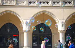 AllâItalfestMTL lo spettacolo âFish & bubblesâ