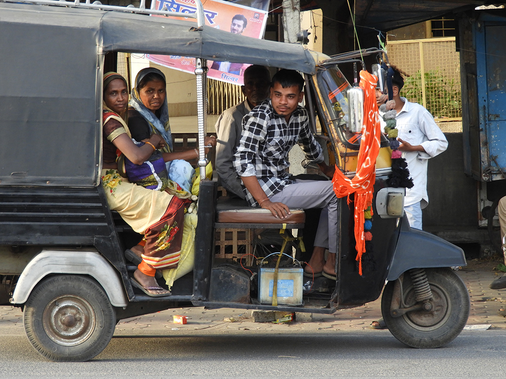 004 - Taxi collettivo - Gujarat