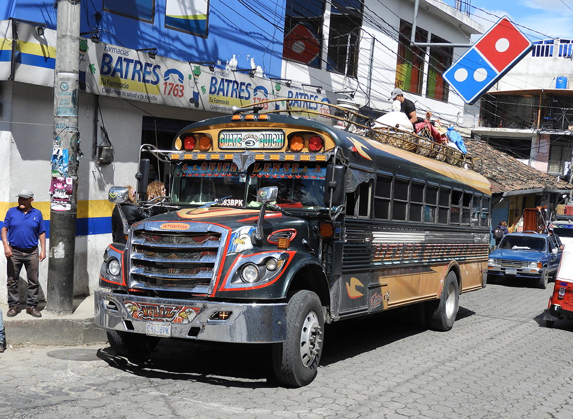 Chicken bus a Chichicastenango - Guatemala