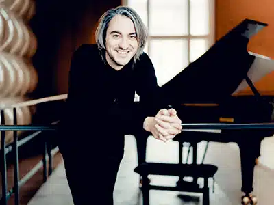 Tour australiano per il pianista italo-sloveno Alexander Gadjiev