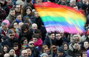 FAMIGLIE ARCOBALENO, A ROMA FOCUS GESTAZIONE 