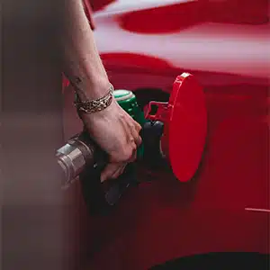 Energy and fuel price surge could cost Italian households â¬14 billion a year