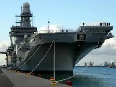MARINA MILITARE: PORTAEREI CAVOUR A CITTA' DEL CAPO 