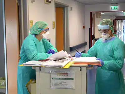 COVID: COSIâ IL RECETTORE ACE2 BLOCCA LA âPORTA DâINGRESSOâ NELLE CELLULE