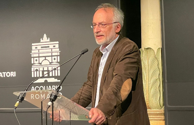 ALBERI, MANCUSO: <BR> EVITANO MORTI DA CALORE