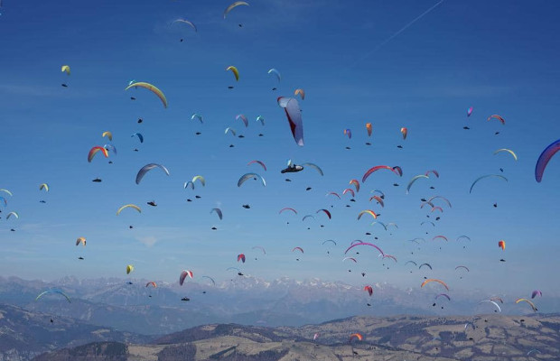 IN VENETO CAMPIONI <BR> MONDIALI PARAPENDIO  