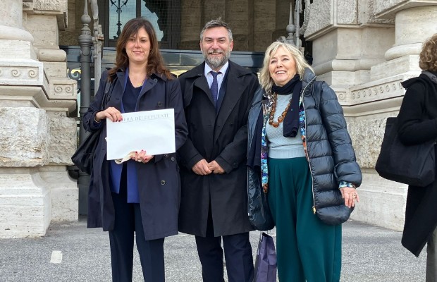 REFERENDUM GIUSTIZIA <BR> ECCO FIRME OPPOSIZIONI