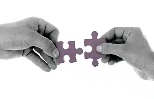 Come custodire l’umano in un mondo di specchi digitali