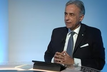 SEQUI: LâORIENTE UNITO <BR> âAVVERTEâ WASHINGTON