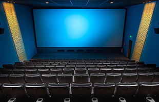 Neri MarcorÃ¨ Presents the Film âZamoraâ in Hamburg