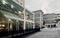 Una piazza <br> della musica <br> vicino l'Ariston