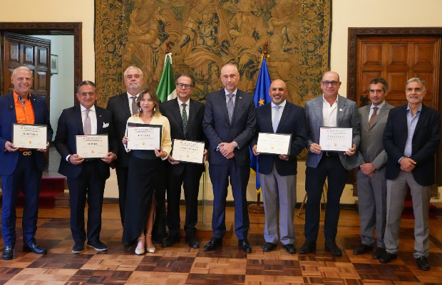 Ecuador, Amb. Davoli consegna riconoscimenti 'Qualitaâ italiana'