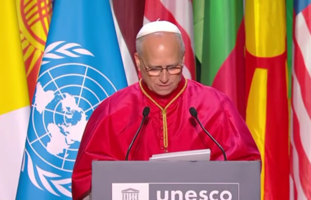 PAPA A UNESCO: SENSO <br>  UMANITA’ E’ CERCARE PACE