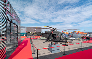 Leonardo al Farnborough International Air Show 2026