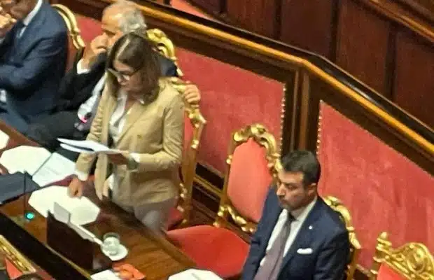SANTANCHE': FIRMATO <BR> PATTO PER IL TURISMO