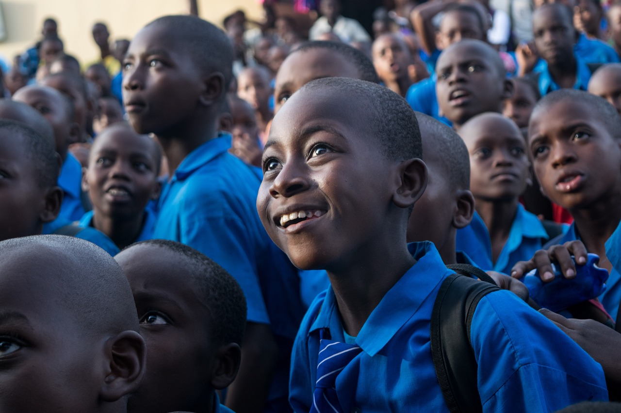 Uganda: aperta area giochi del Ruharo Mission Hospital per bambini con tumore all'occhio