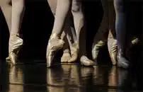 Choreographer Antonella DâAscenzi Brings âPiccolo Circo di Filoâ to Tunis